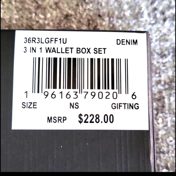 NIB-Micheal Kors Mens 3 In 1 Boxed Wallet Set Denim - Picture 9 of 10